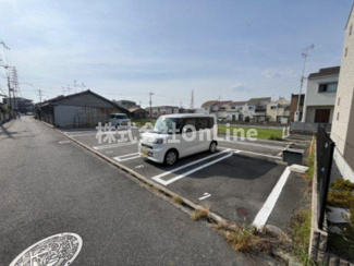 【駐車場】