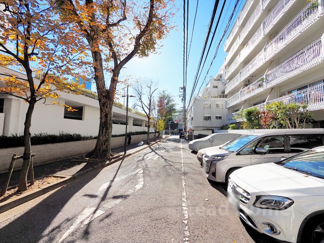 【その他】 | アイビハイツ三田 | 前面道路