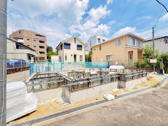 豊中市西緑丘3丁目　新築戸建