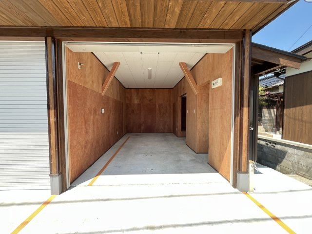 祇園町2丁目ガレージの内装