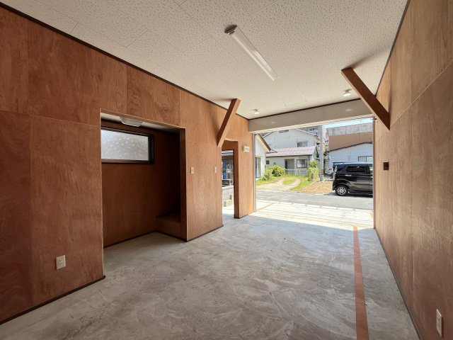祇園町2丁目ガレージの内装