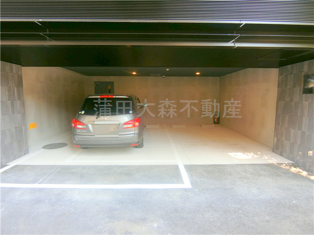 クロスレジデンス蒲田Ⅱの駐車場