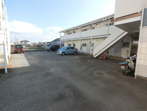 【駐車場】