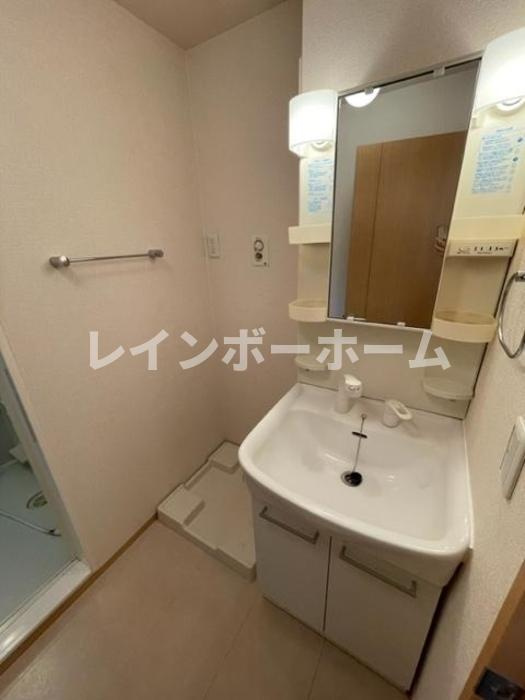 アスティオン　Ⅲの洗面所
