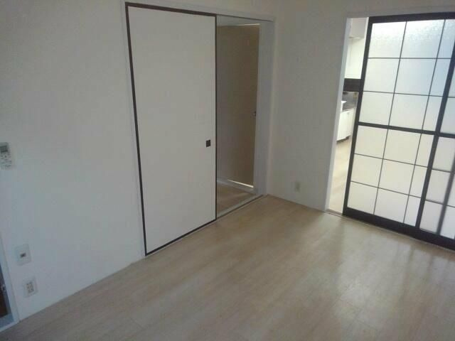 相模原市中央区上矢部２丁目の賃貸マンションの居間・リビング