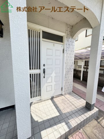 加古川市加古川町中津　　JR加古川線「日岡駅」徒歩10分の玄関