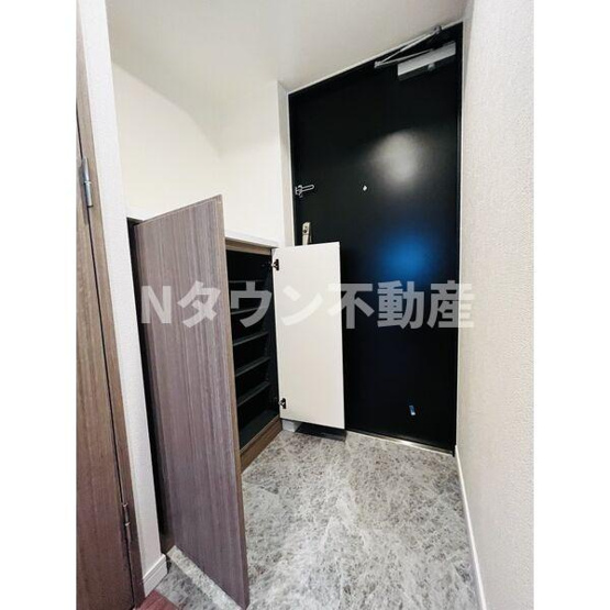 【玄関】 | S-RESIDENCE茶屋ヶ坂 | シンプルで使いやすい玄関です