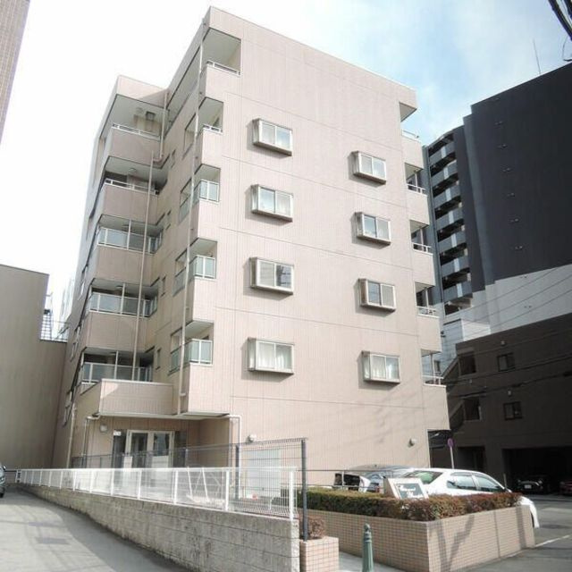 シャルマンヤマフクの外観