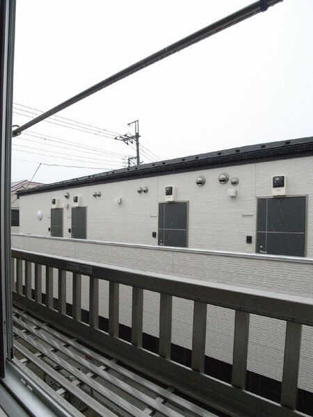 ヴェスタ市川Aのバルコニー