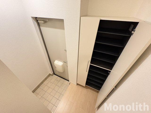 サニーフラットの玄関