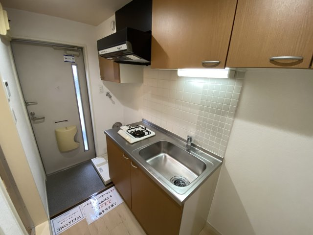 カーサベルデ中野のキッチン|※参考写真（204号室）
