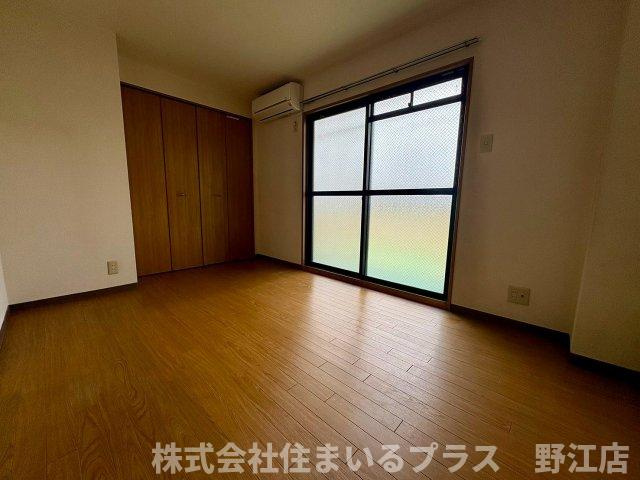エルミタージュの居間・リビング