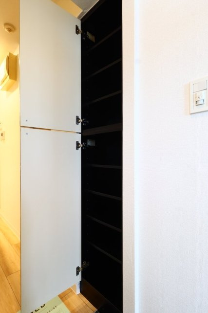 フェニックス下目黒の設備|靴入