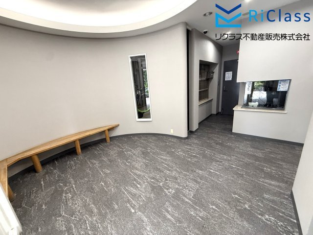 ソナーレ新神戸のエントランス|毎日通るエントランスはこのようになっています