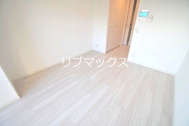 【寝室】ライジングメゾン新大阪サウス