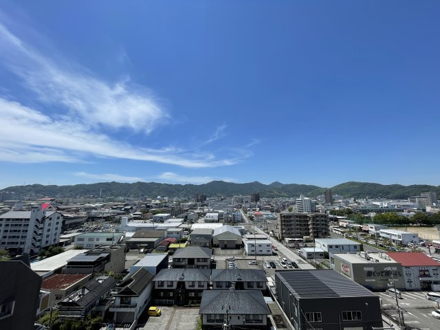 サーパス新田の展望|１１階からの眺望です。上層階のため、遠くまで見渡せます。