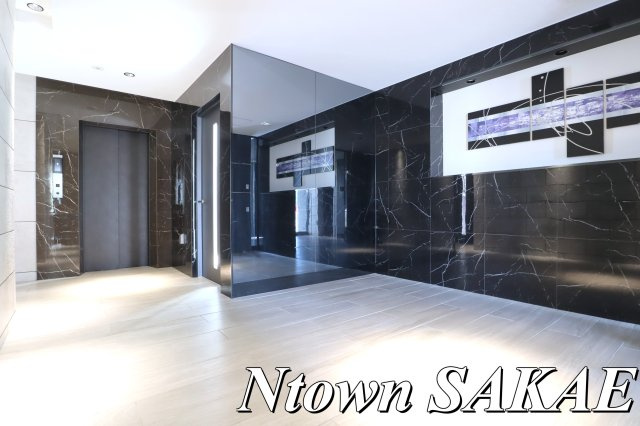【ロビー】 | S-RESIDENCE平安通 | 建物の内部です