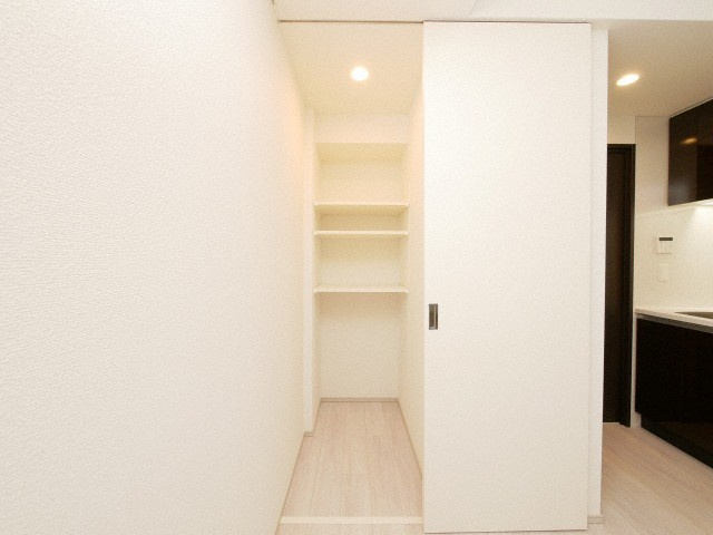 コンフォリア北堀江一丁目の収納