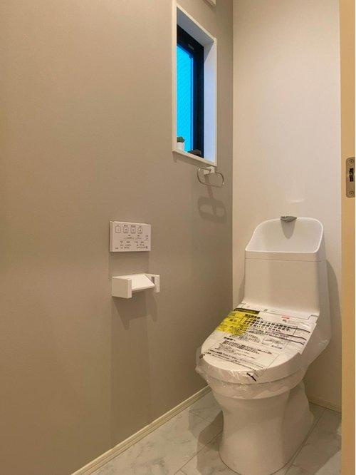 【秀光ビルド】岐阜市浪花町分譲住宅1号地のトイレ|2階トイレはTOTOの一体型タイプ。節水タイプです。（2025年10月）撮影