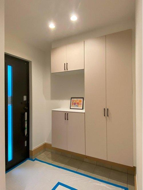 【秀光ビルド】岐阜市浪花町分譲住宅1号地の玄関|毎日の出入りが楽しくなる、おしゃれで機能的な玄関♪靴も荷物もすっきり片付き、家族みんなが笑顔に。（2025年10月）撮影