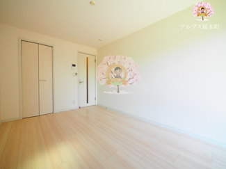 【居間・リビング】 | ラフィネス南太田