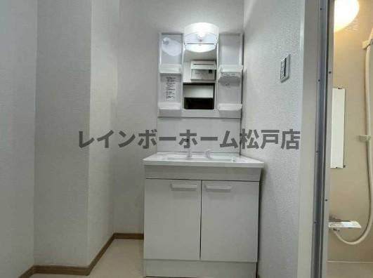 【仲介手数料：50％OFF】対象物件！の独立洗面台