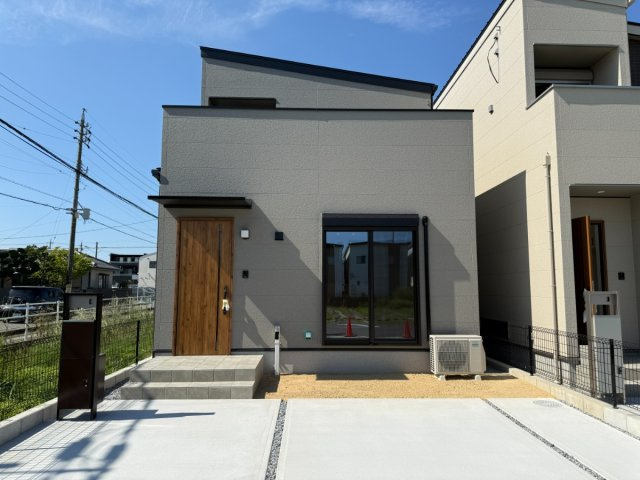 北名古屋市高田寺Ⅰ期1号地分譲住宅の外観|外観写真：北名古屋市高田寺Ⅰ期1号地。敷地正面側より撮影
