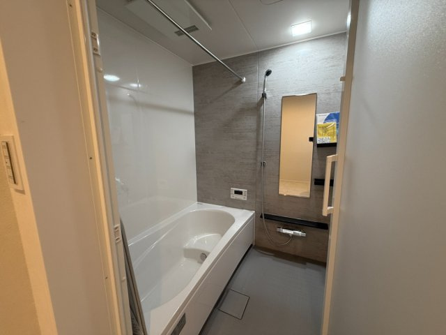 北名古屋市高田寺Ⅰ期2号地分譲住宅の浴室|浴室：暖房乾燥機付き。広さも機能も妥協なし。忙しい毎日に、心と体をリセットできるご褒美時間を♪
