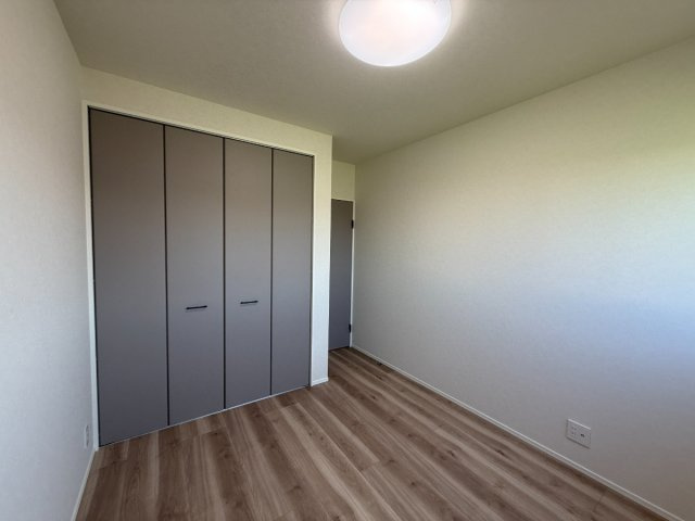 北名古屋市高田寺Ⅰ期2号地分譲住宅の洋室|洋室：北東角部屋5.2帖の洋室