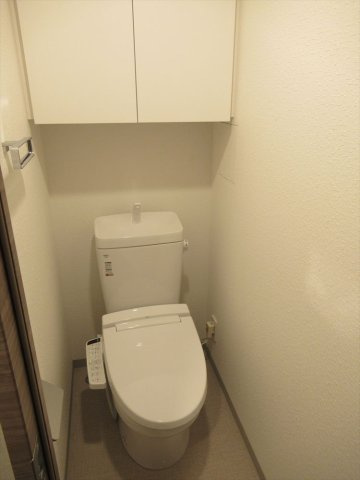 DIPS高田馬場駅前のトイレ|シンプルで使いやすいトイレです