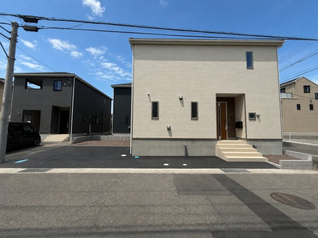 沼津市西間門第１０　全３棟　２号棟