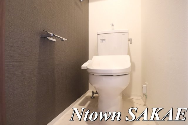 【トイレ】 | S-RESIDENCE平安通 | ゆったりとした空間のトイレです