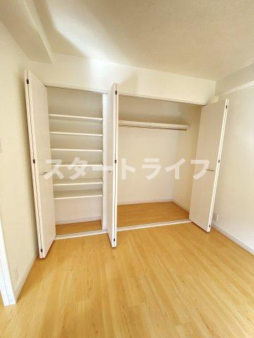 大阪市淀川区野中南２丁目の賃貸マンションの収納