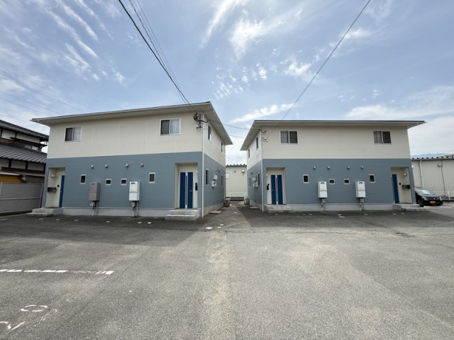 エルセレッソ壱番館・弐番館 【キャッシュバック対象物件】の外観|落ち着いた雰囲気の外観です