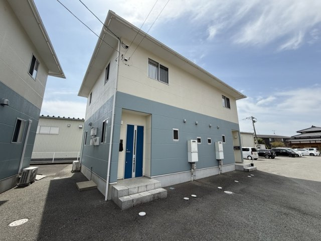 エルセレッソ壱番館・弐番館 【キャッシュバック対象物件】の外観|おしゃれな外観です