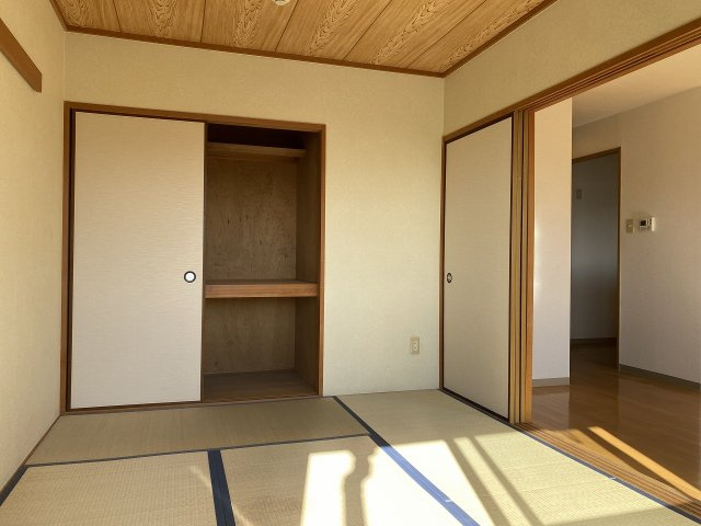 サンバレイ緑地A棟の寝室