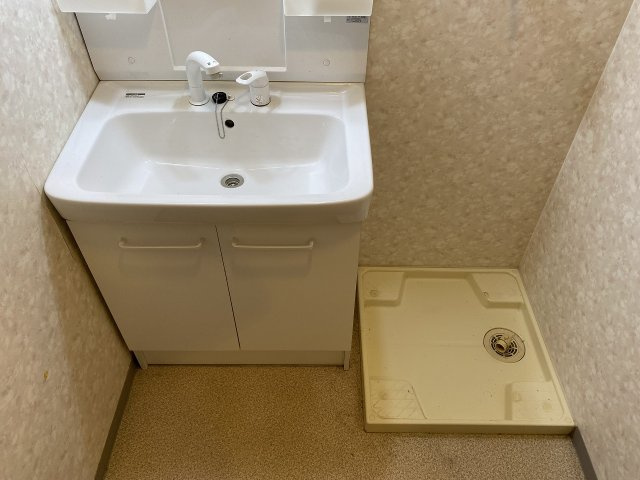 サンバレイ緑地A棟の洗面所