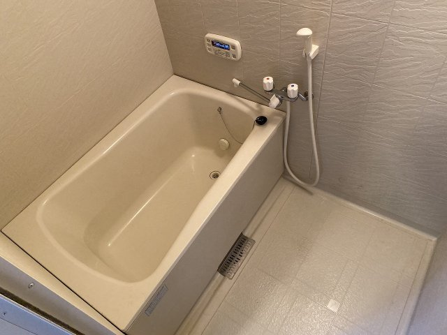 サンバレイ緑地A棟の浴室