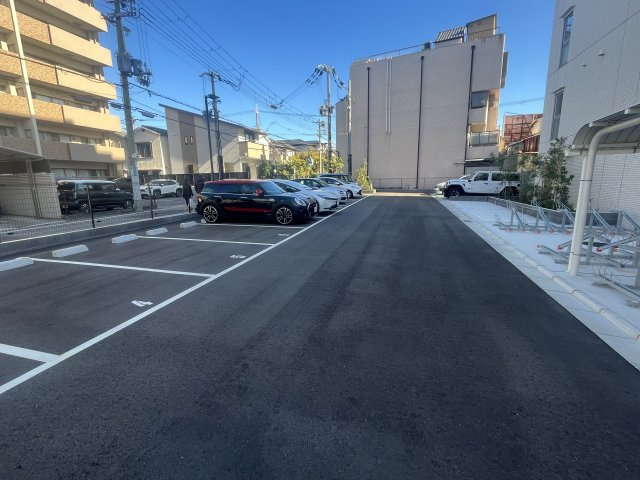 Creer RiviereⅢの駐車場