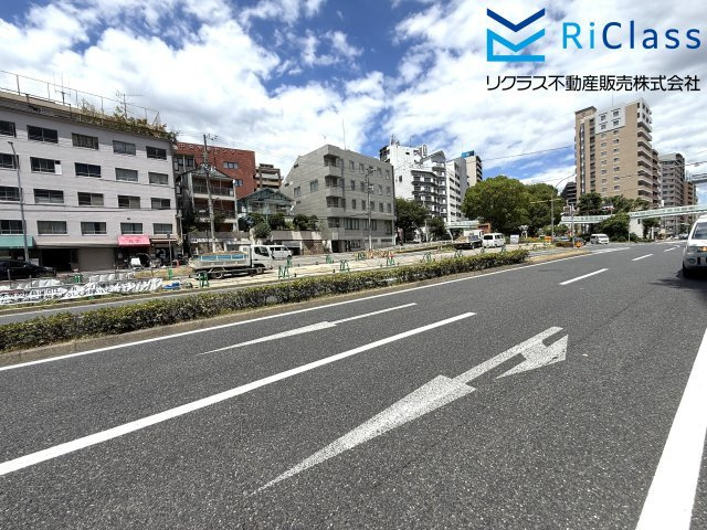 グランフェルティ神戸山手通りの周辺|マンション前の道路です
