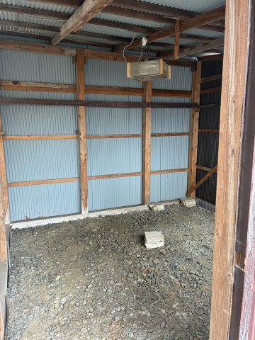 東新川町テナント兼住居の収納
