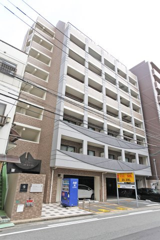 ダイナコートスタシオン博多　2階