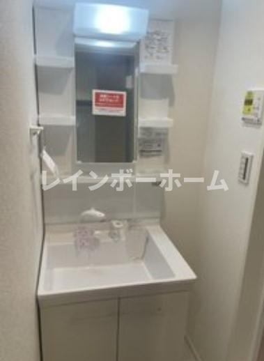 カインドネス志木の独立洗面台