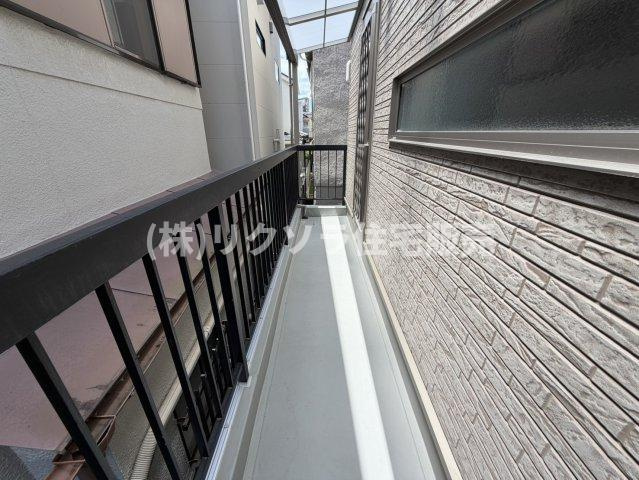 北中振1丁目　中古一戸建てのバルコニー|■物件内覧・資金計画相談・住宅ローン相談、リフォーム相談、お問合せ受付中■
※当日・翌日のご内覧、ご相談はお電話でのお問合せがスムーズです！