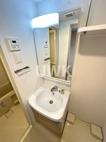 名古屋市中区葵１丁目の賃貸マンションの独立洗面台