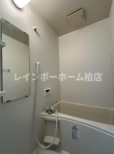 流山PS1の浴室|日々の疲れを癒すお風呂付です