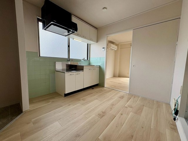 SUN高倉の居間・リビング