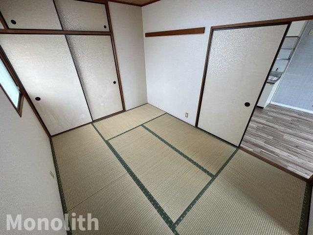 クロスロウズ荒木街の和室