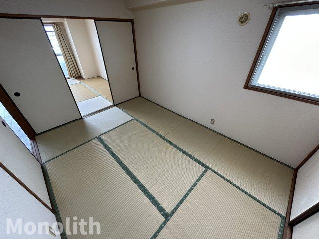 クロスロウズ荒木街の和室