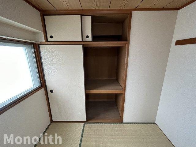 クロスロウズ荒木街の収納